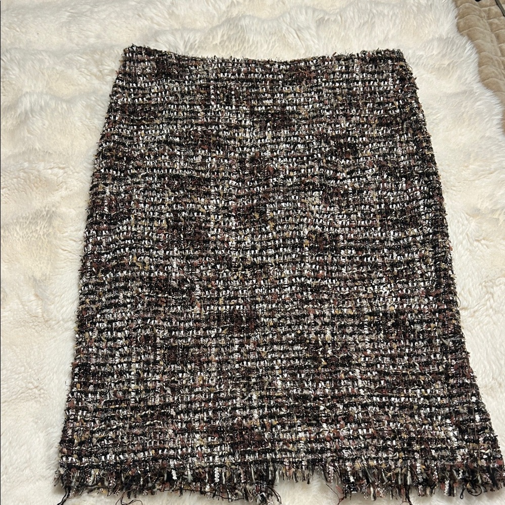 Chic Tweed Skirt - Black and Brown